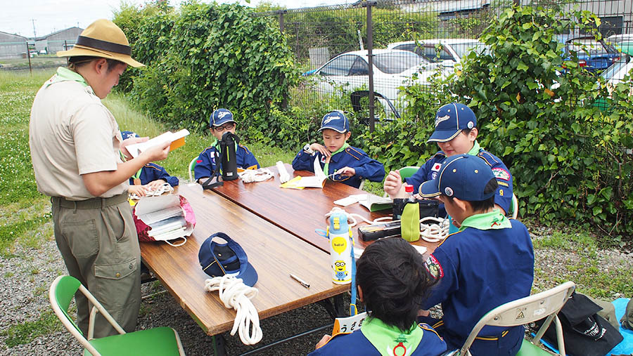 組集会　ロープ結び