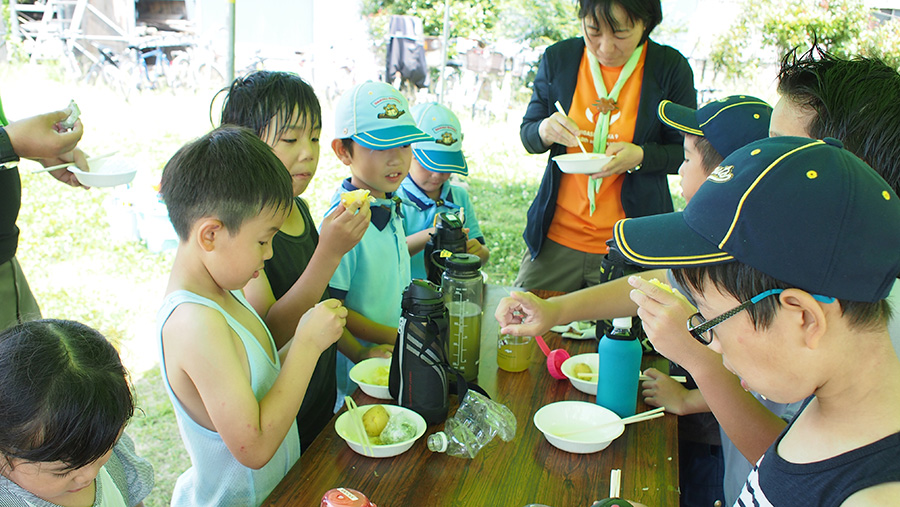 団行事　苗植え